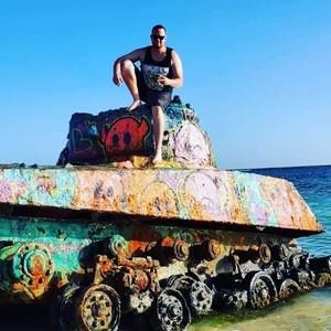 Meet your Posher, Alexander